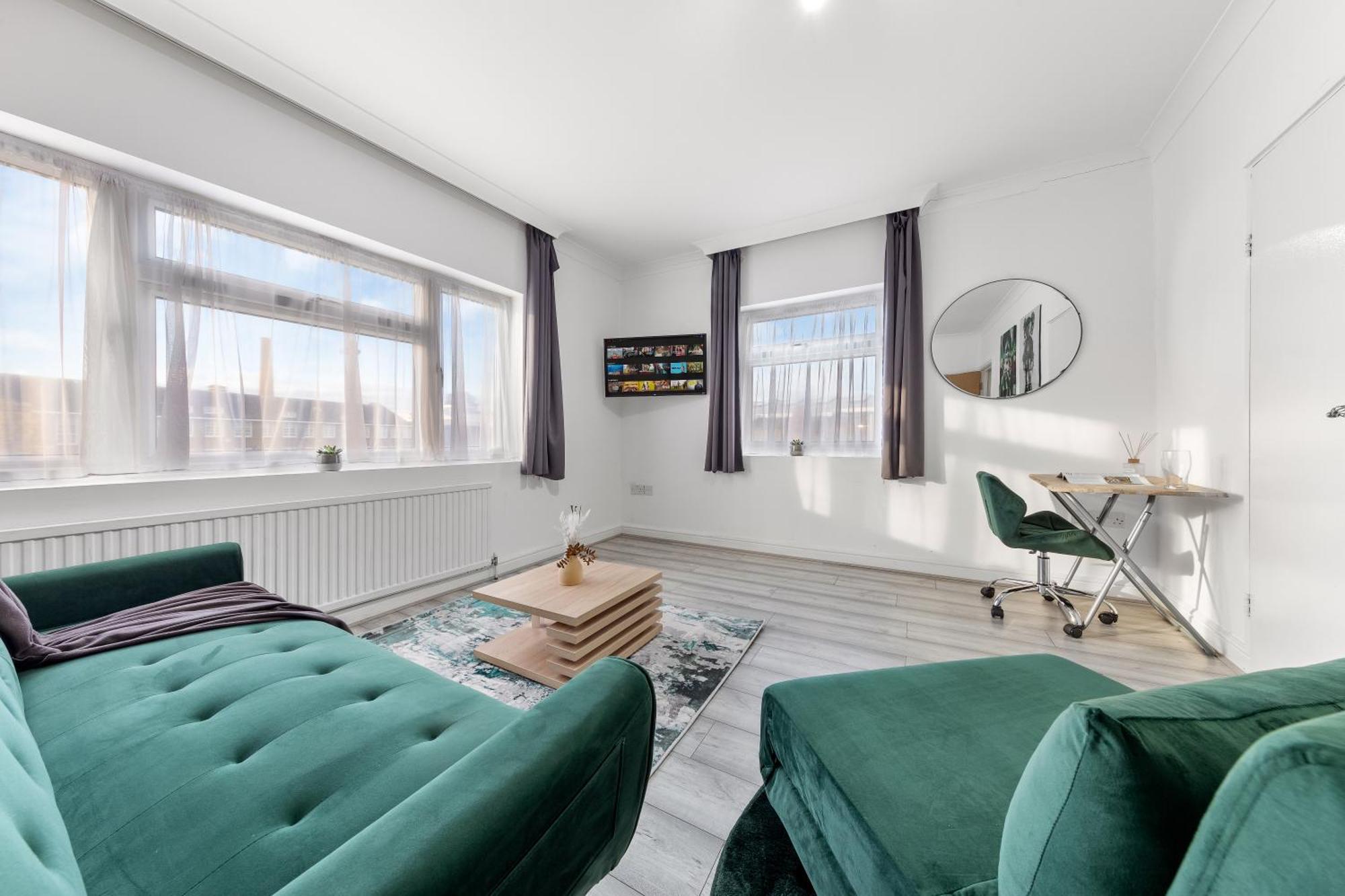 Green Hype - 10 Mins To Stadium - Sleeps 8 London Exterior foto