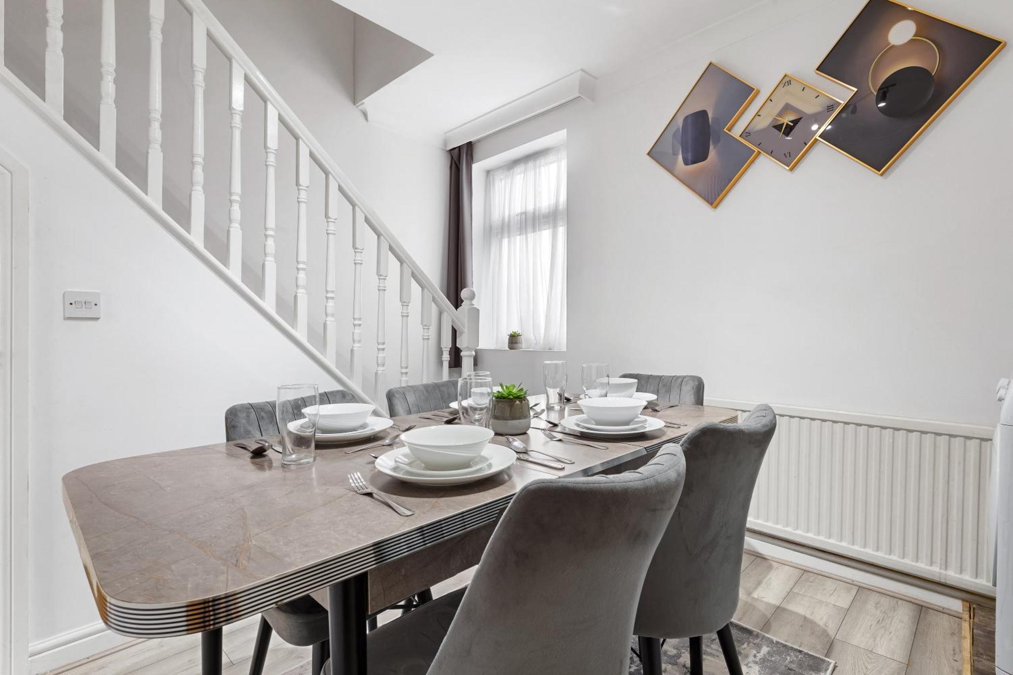 Green Hype - 10 Mins To Stadium - Sleeps 8 London Exterior foto