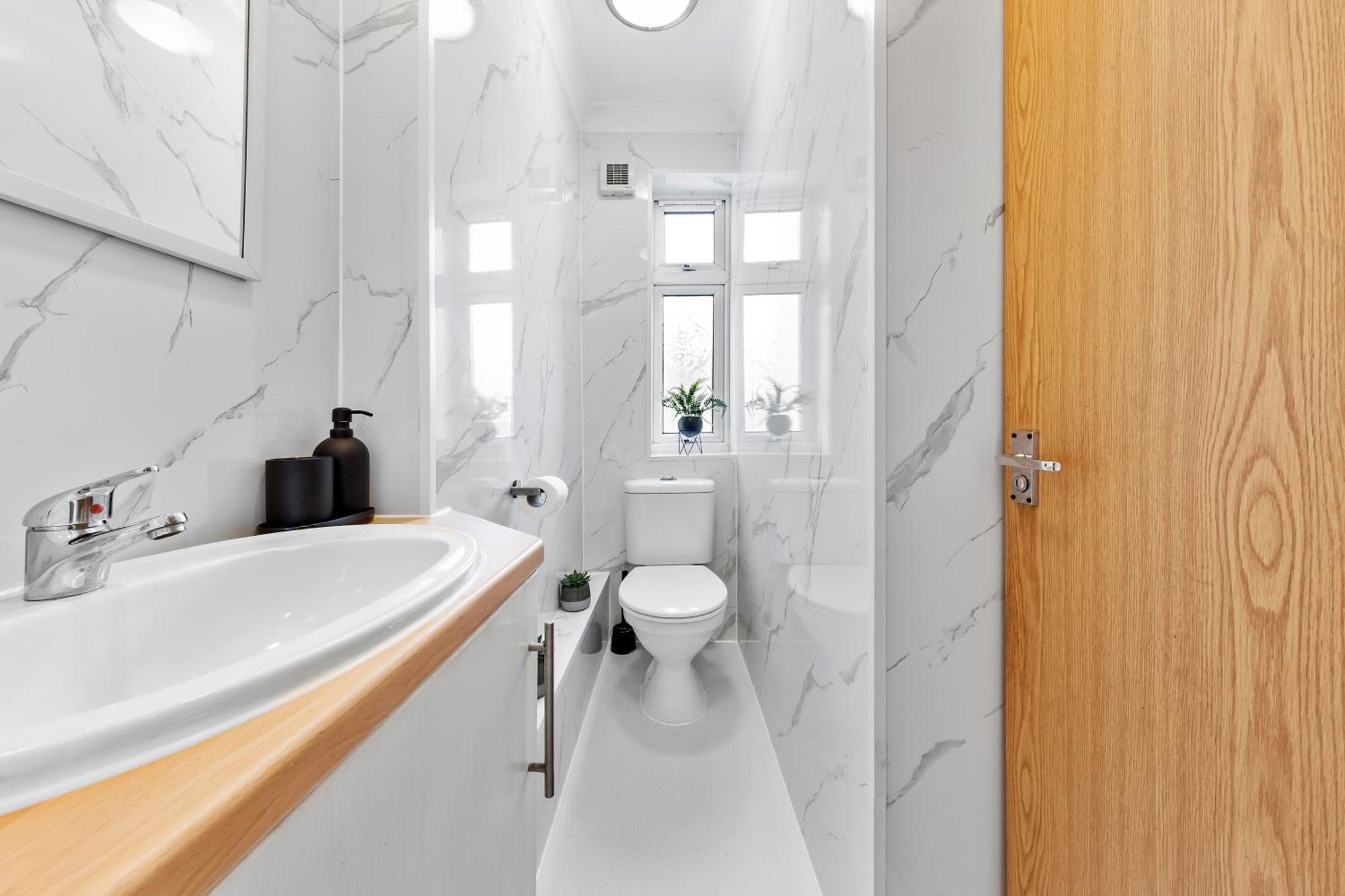 Green Hype - 10 Mins To Stadium - Sleeps 8 London Exterior foto
